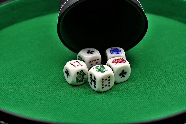Chơi trò chơi online gambling và nhận tặng thưởng không giới hạn 789CLUB